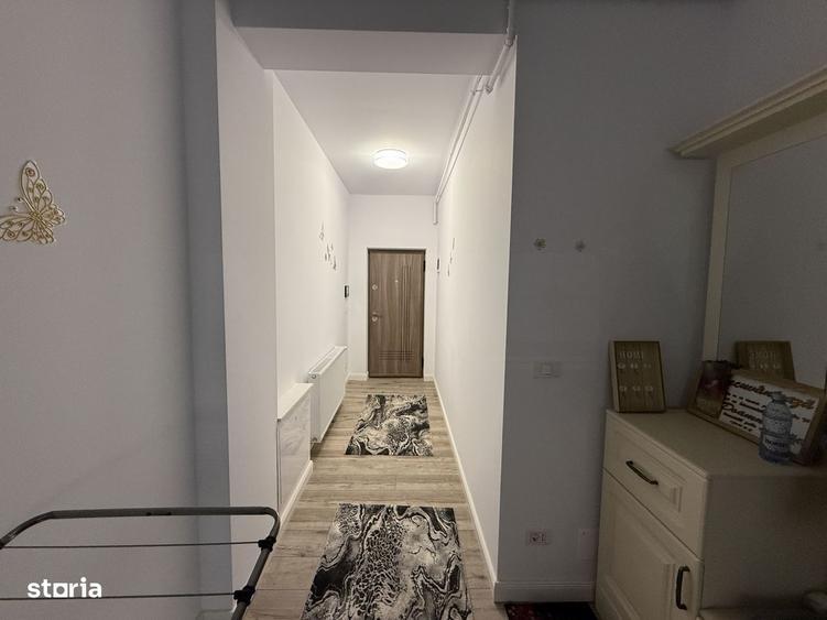 Apartament cu 2 camere, mobilat în Central