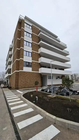 Apartament cu 3 camere în Băneasa