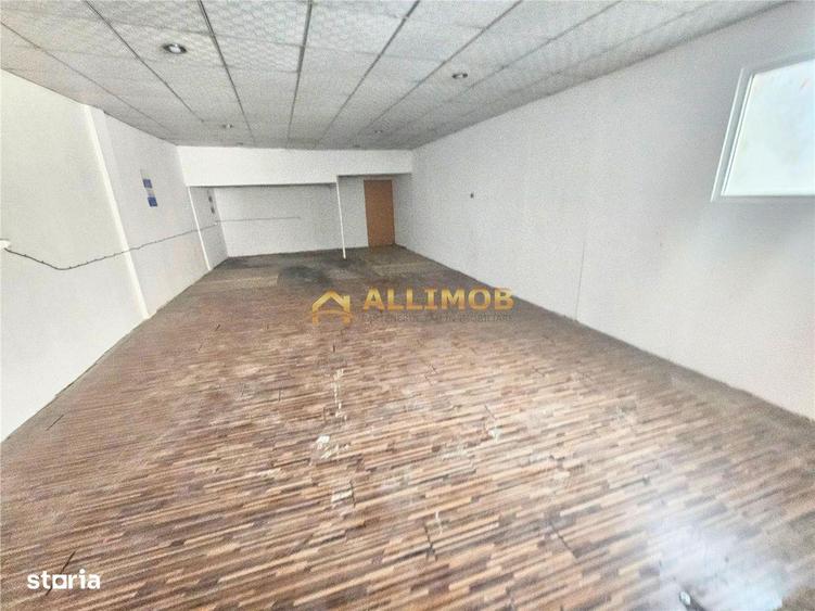 Spațiu comercial, de 200 mp, în Blejoi