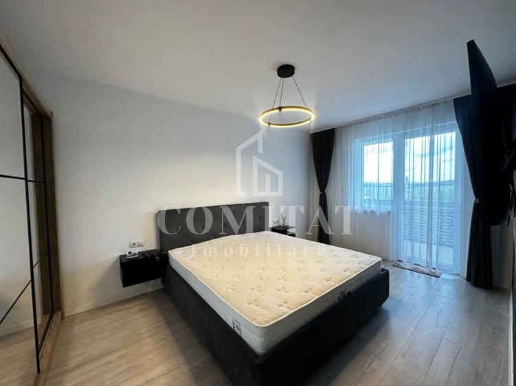 Apartament cu 3 camere semidecomandat, mobilat în Florești — fotografia 1