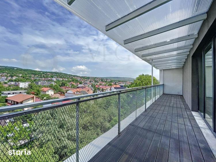 Apartament cu 3 camere semidecomandat, mobilat în Dâmbul Rotund