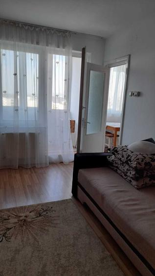 Garsonieră decomandată în Unirii