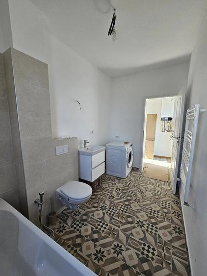 Apartament cu 2 camere decomandat în Giarmata