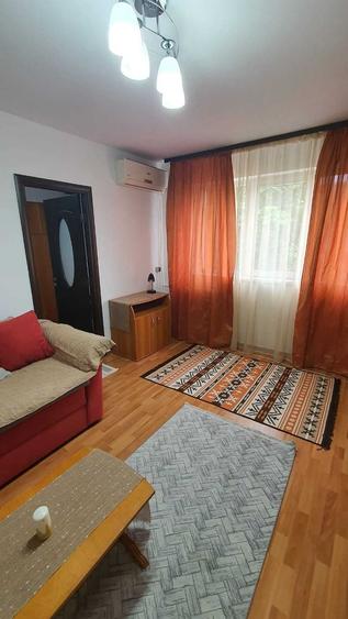 Apartament cu 2 camere nedecomandat în Malu Roșu