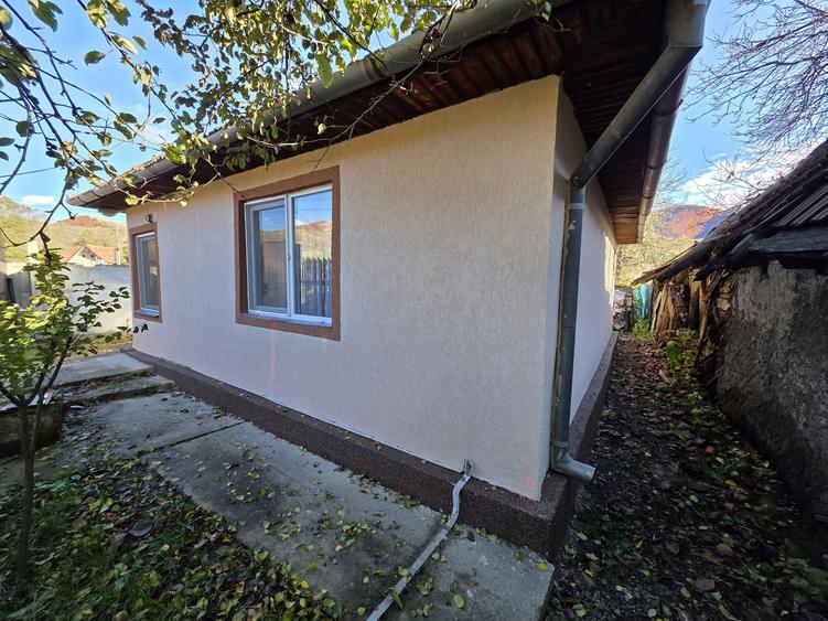 Casă cu 2 camere în Cimpa
