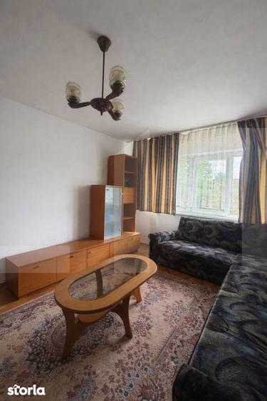 Apartament cu 2 camere decomandat în Podgoria