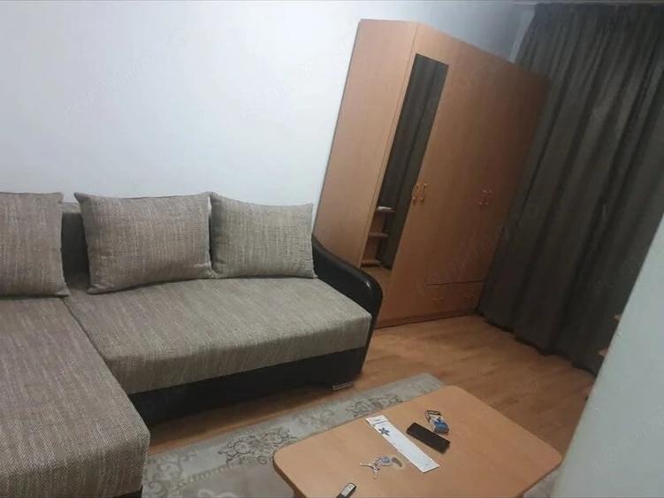 Garsonieră semidecomandată în Unirii