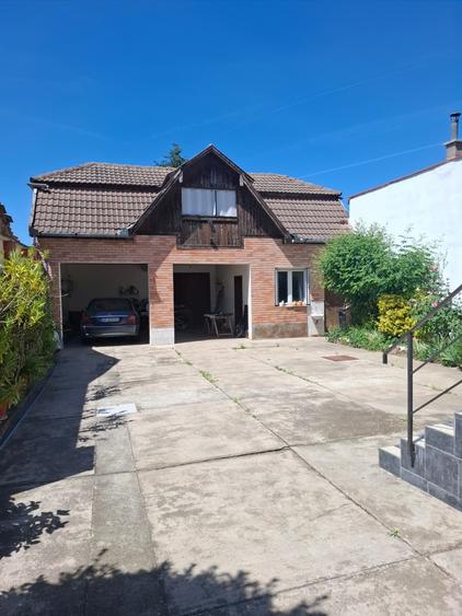 Duplex cu 6 camere cu Garaj în Aradul Nou