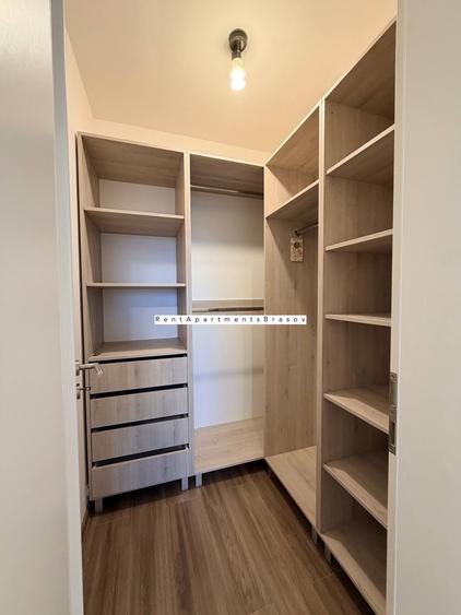 Apartament cu 2 camere în Tractorul