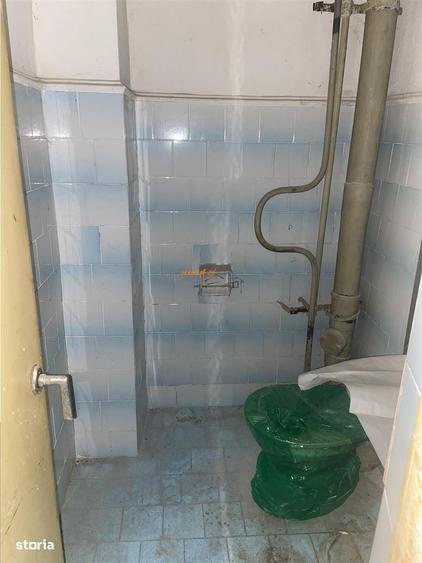 Apartament cu 3 camere decomandat în Brăilei