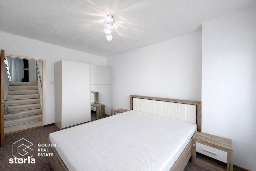 Apartament cu 3 camere decomandat în Polivalentă