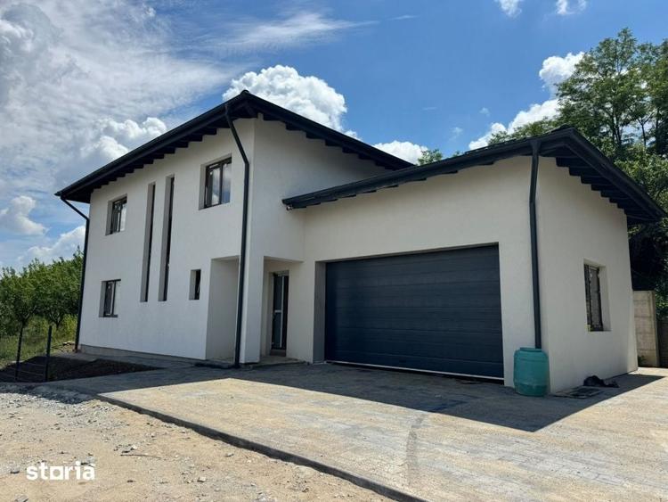 Casă cu 4 camere cu Teren 500 Mp în Zorilor