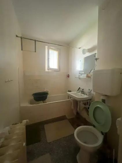 Apartament cu 2 camere semidecomandat în Dristor