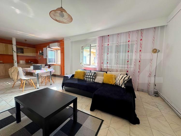 Apartament cu 3 camere semidecomandat, mobilat în Mehala