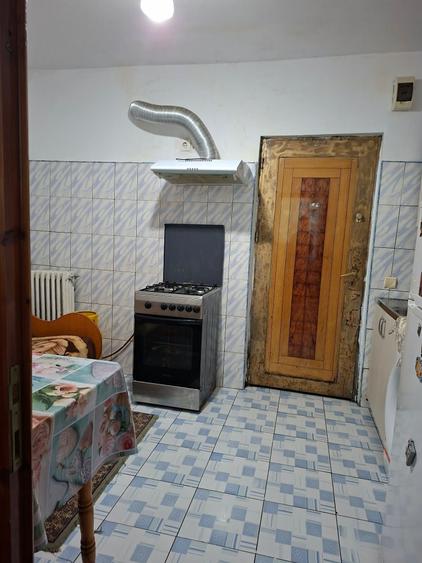 Garsonieră decomandată în Exterior Vest