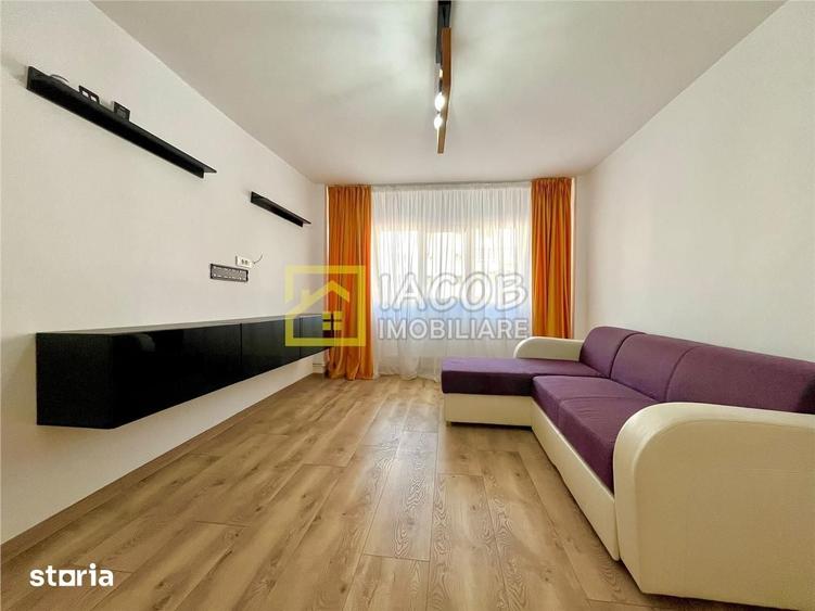 Apartament cu 2 camere decomandat în Republicii