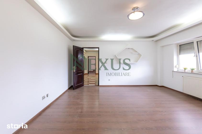 Apartament cu 3 camere în Cornișa