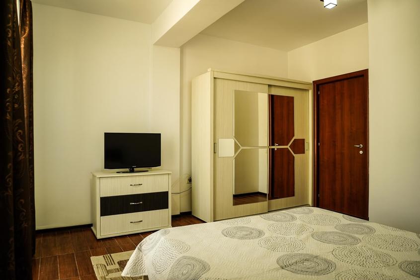 Apartament cu 2 camere decomandat în Năvodari