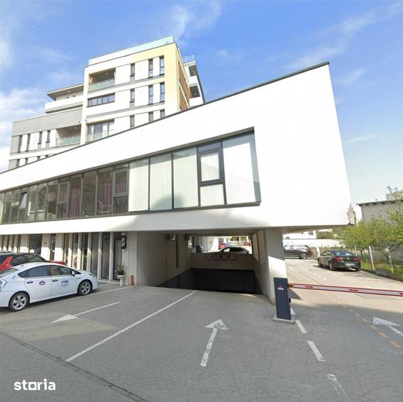 Apartament cu 3 camere în Aradului