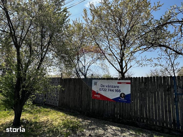 Teren de 2277 mp, în Petrăchioaia