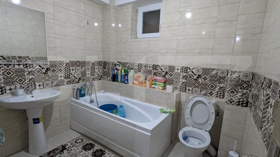 Apartament cu 3 camere decomandat, mobilat în Valea Lupului