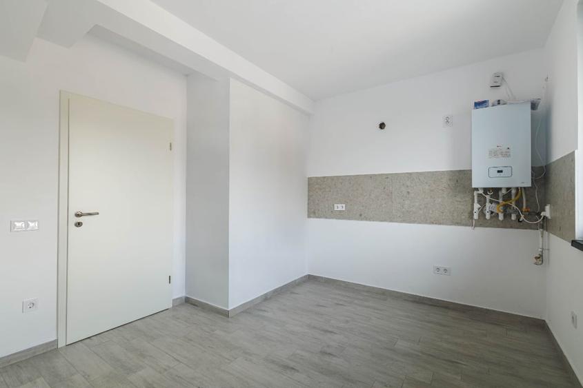 Duplex cu 3 camere cu Teren 200 Mp în Sânpetru