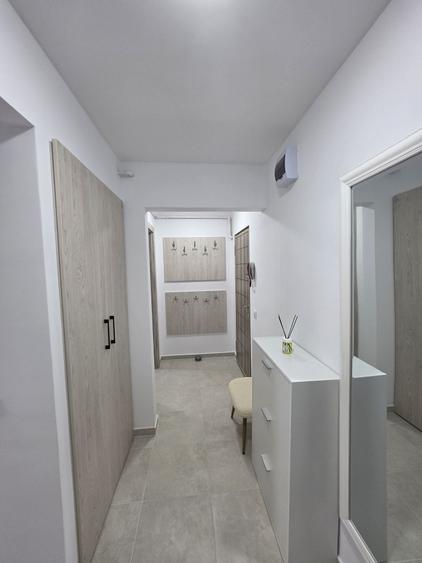 Vand apartament cu 3 camere - 2