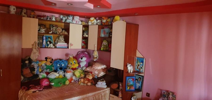 Casă individuală cu 6 camere cu Canalizare în Bâlta