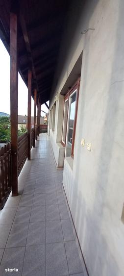 Apartament cu 5 camere în Central