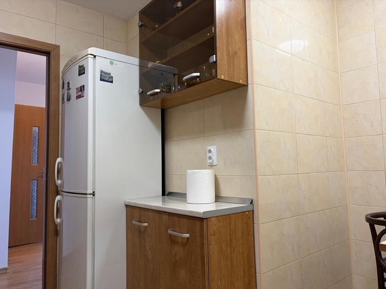 Apartament cu 4 camere decomandat în Pantelimon