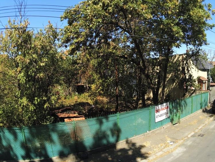 Teren Construcții intravilan de 475 mp, în Rogerius