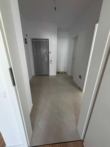Apartament cu 2 camere decomandat în Metalurgiei