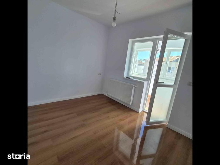 Apartament cu 3 camere decomandat în Mioriței