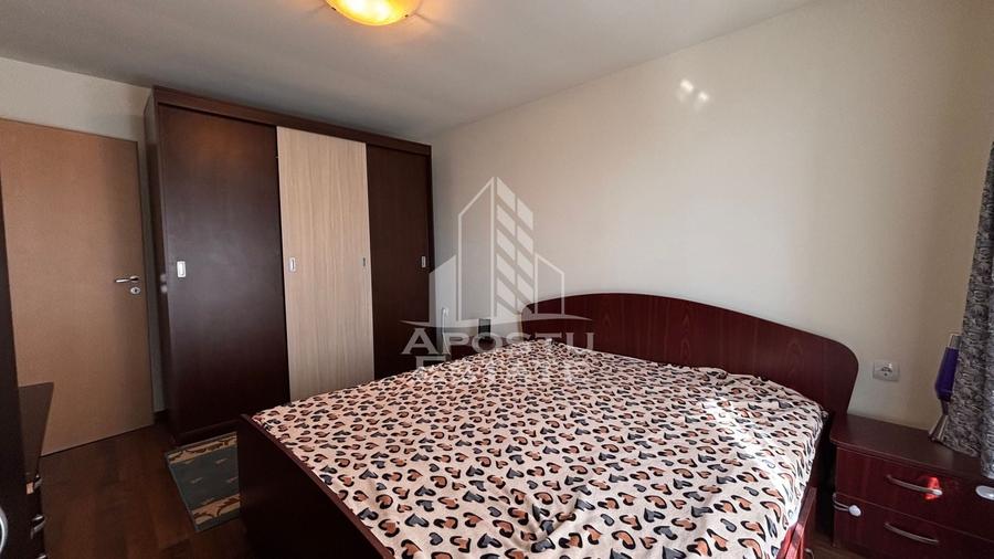 Apartament cu 3 camere decomandat, mobilat în Giroc