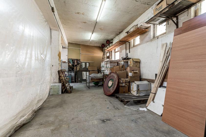 Spațiu comercial, de 400 mp, în Micălaca