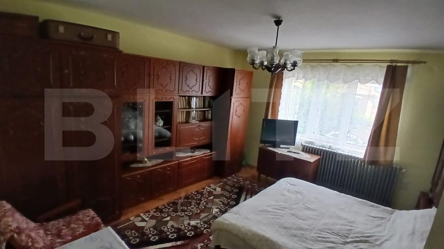 Casă individuală cu 3 camere cu Canalizare în Reghin
