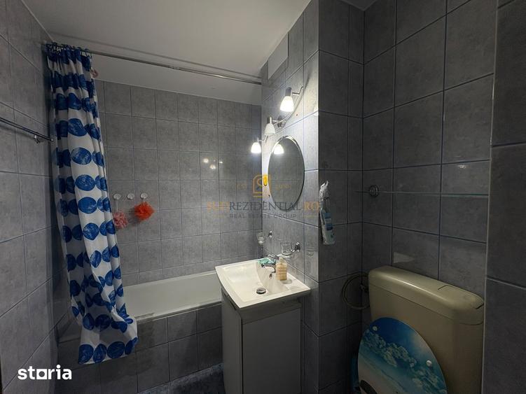 Apartament cu 3 camere, mobilat în 13 Septembrie
