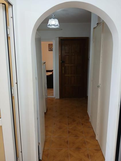 Apartament cu 2 camere decomandat în Siderurgiștilor
