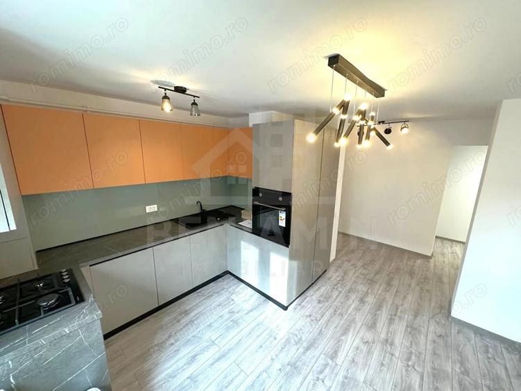 Apartament cu 4 camere decomandat în Central