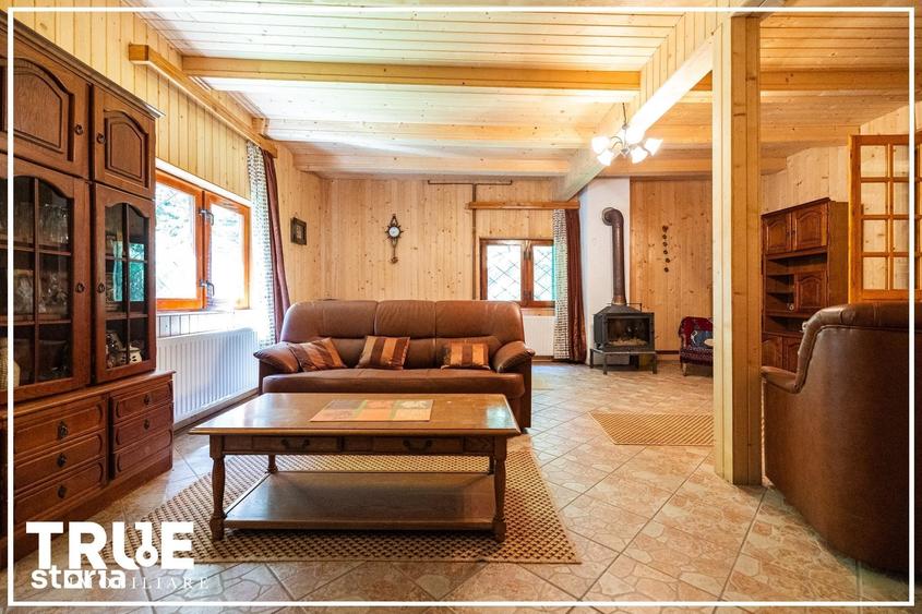 Casă cu 5 camere cu Teren 2253 Mp în Sălard
