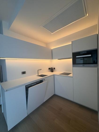 Apartament cu 2 camere semidecomandat în Aviației