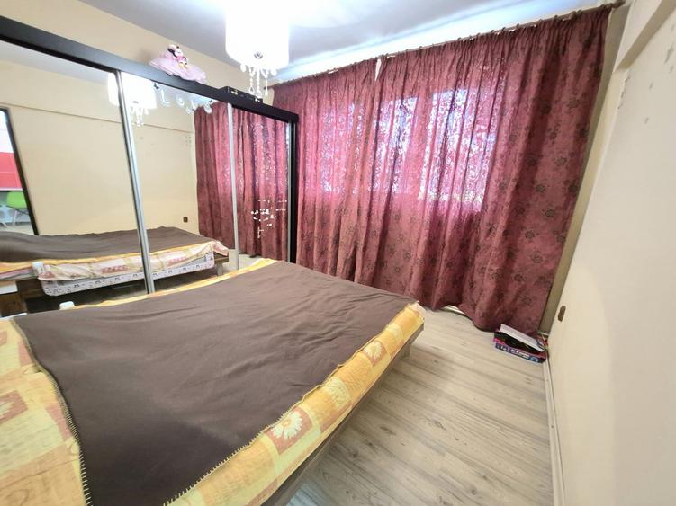 Apartament cu 2 camere decomandat în Micro 17