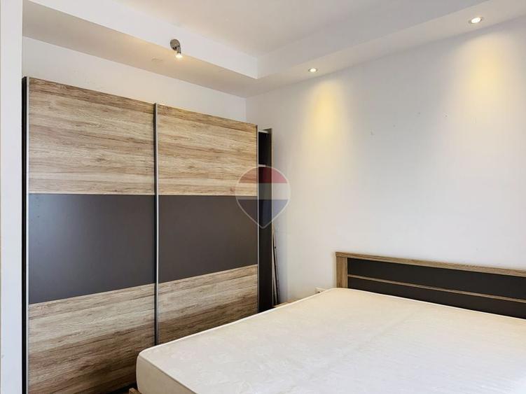 Apartament cu 3 camere decomandat, mobilat în Ștefăneștii de Jos