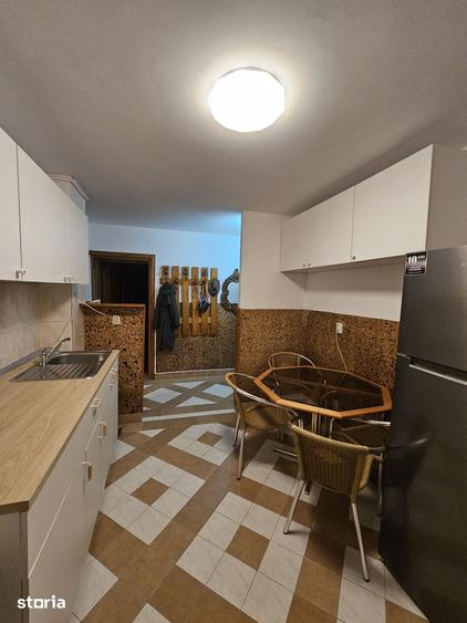 Apartament cu 3 camere decomandat în Griviței