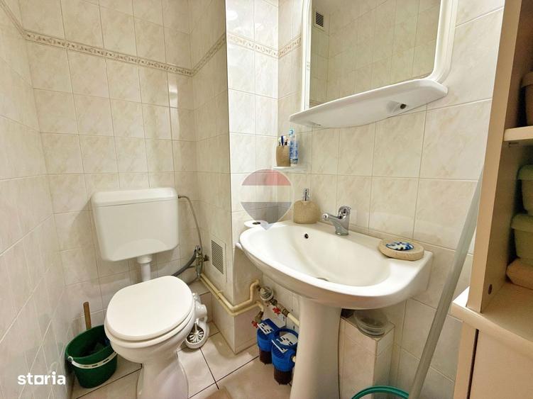 Apartament cu 3 camere decomandat în Banu Mărăcine