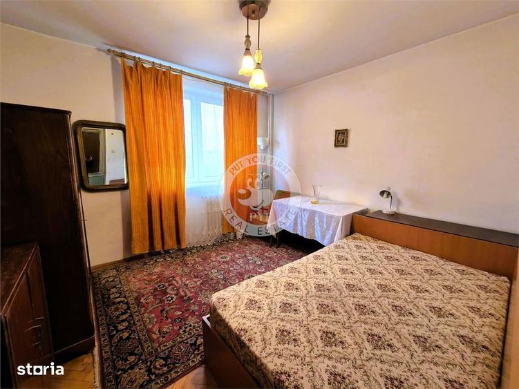 Apartament cu 3 camere decomandat, mobilat în Titan