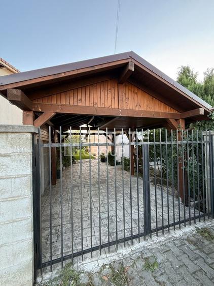 Duplex cu 4 camere cu Canalizare în Dumbrăvița