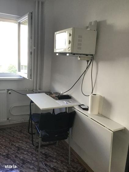 Apartament cu 2 camere decomandat în Balta Albă
