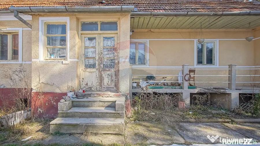 Casă cu 2 camere cu Teren 778 Mp în Tărlungeni