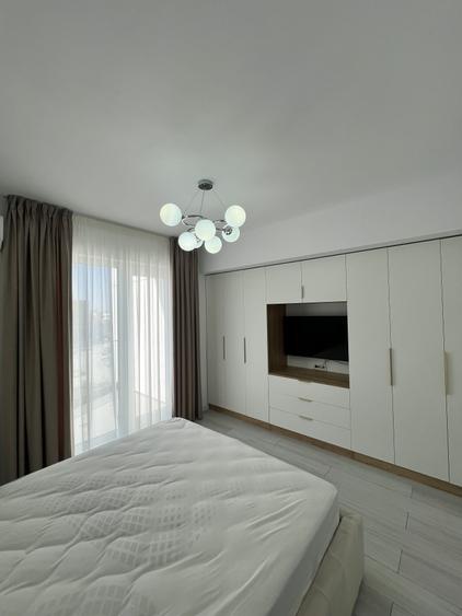 Apartament cu 2 camere decomandat, mobilat în Universitate